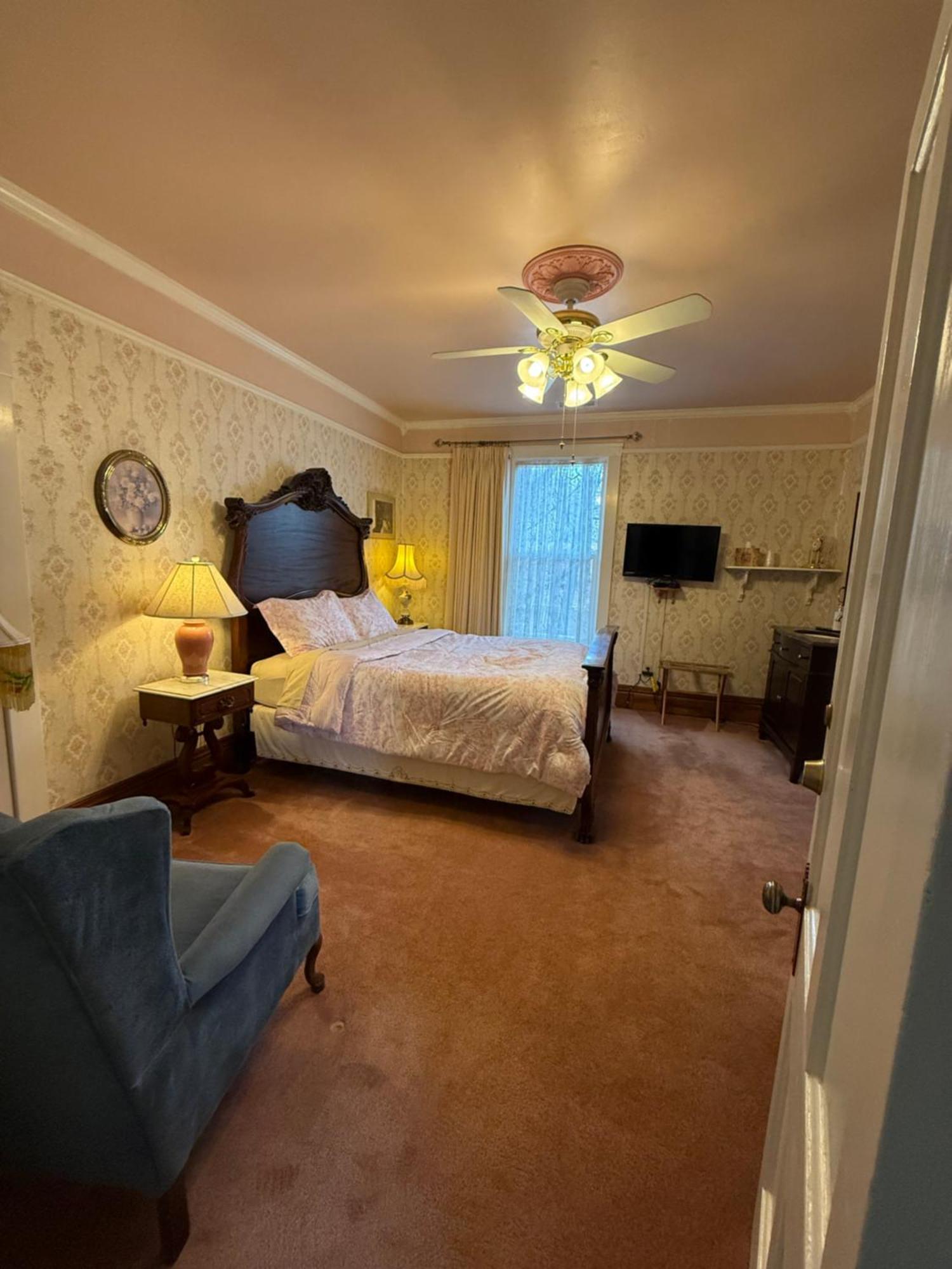 Roseberry House Bed And Breakfast Сюзънвил Екстериор снимка