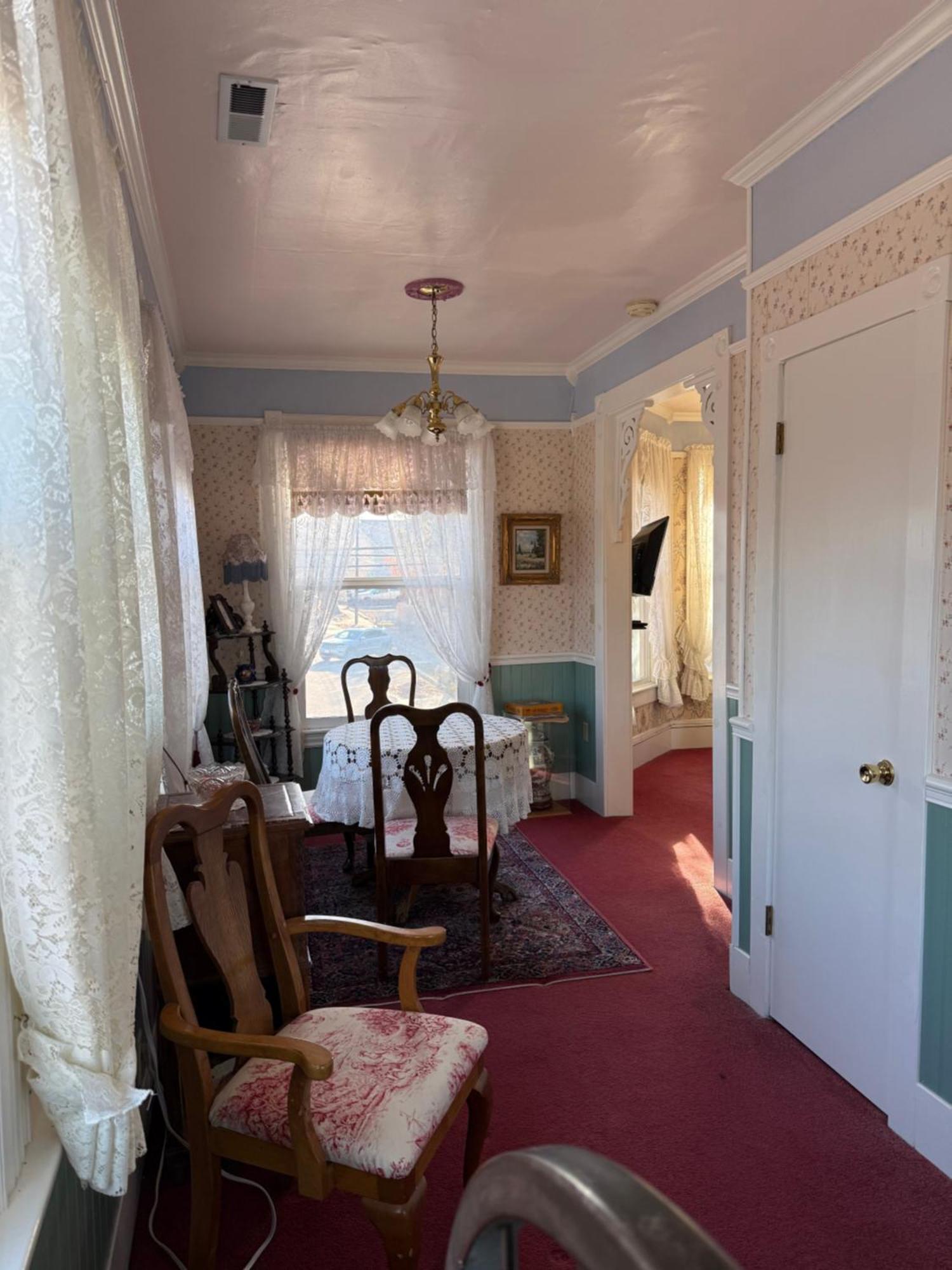 Roseberry House Bed And Breakfast Сюзънвил Екстериор снимка